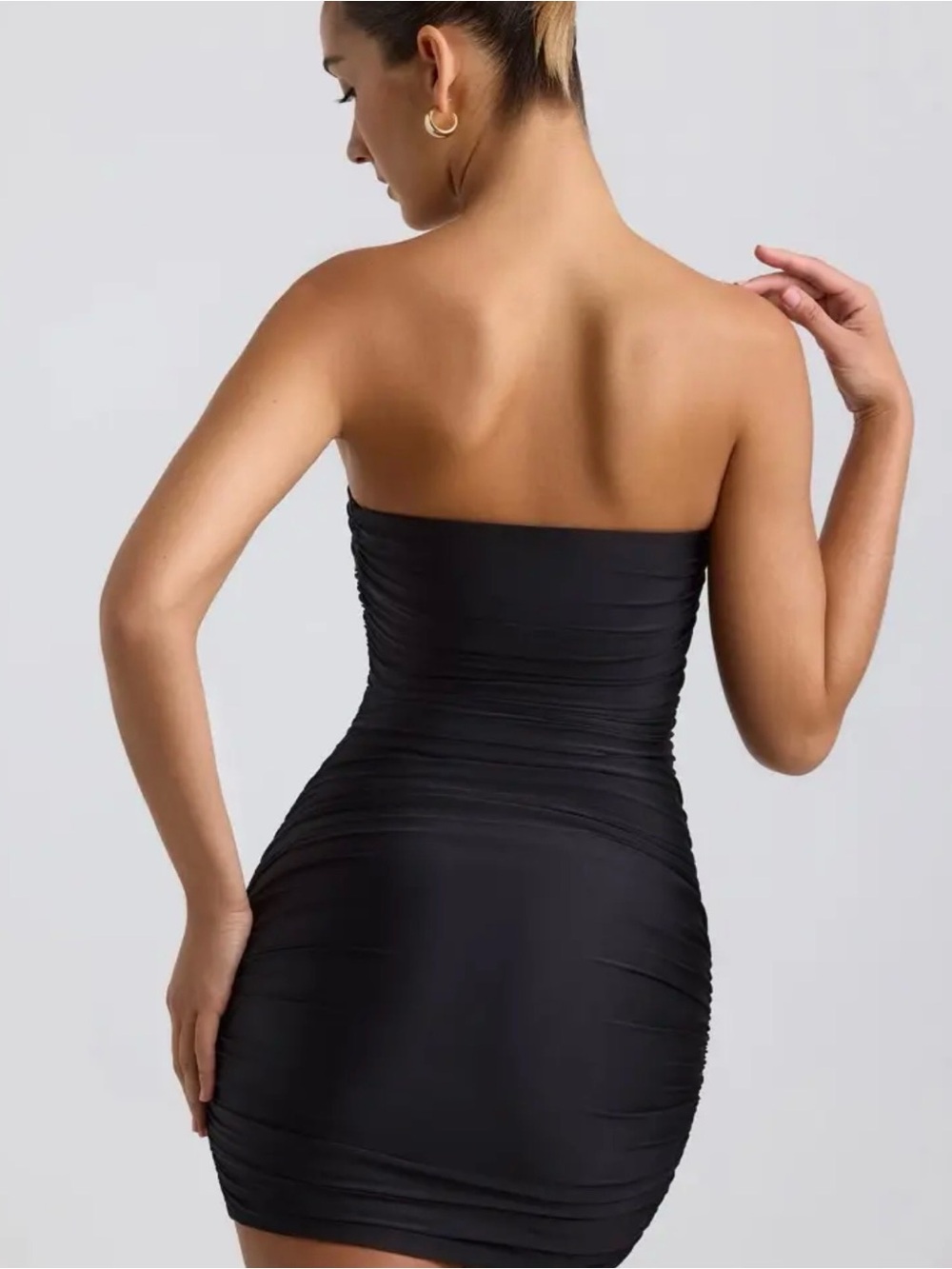 Oh Polly Socorra Ruched Hardware Detail Strapless Mini Dress in Black - Picture 4 of 16